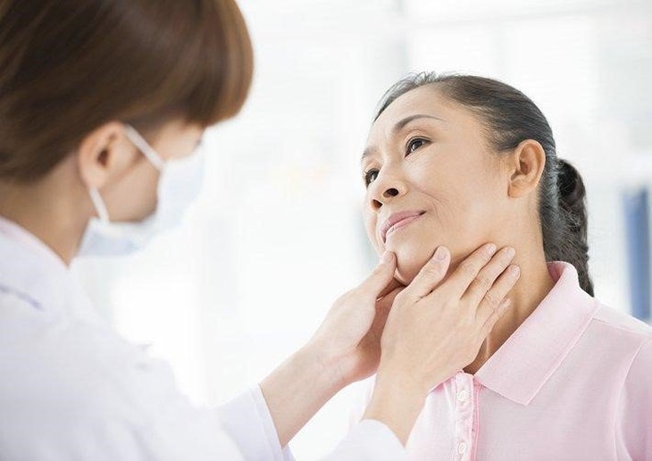 Ăn rau cải có ảnh hưởng đến sức khỏe người bệnh ung thư tuyến giáp? - Ảnh 3. Ăn rau cải có ảnh hưởng đến sức khỏe người bệnh ung thư tuyến giáp? - Ảnh 3.