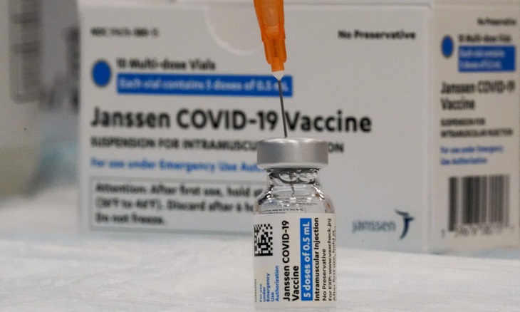 Liều vaccine COVID-19 tăng cường của J&J hiệu quả 94% ngăn ca bệnh nặng - Ảnh 2. Liều vaccine COVID-19 tăng cường của J&J hiệu quả 94% ngăn ca bệnh nặng - Ảnh 2.