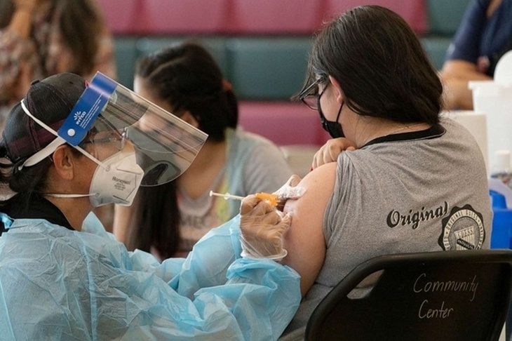 2,54 tỷ người trên thế giới đã tiêm đủ liều vaccine COVID-19 - Ảnh 2. 2,54 tỷ người trên thế giới đã tiêm đủ liều vaccine COVID-19 - Ảnh 2.