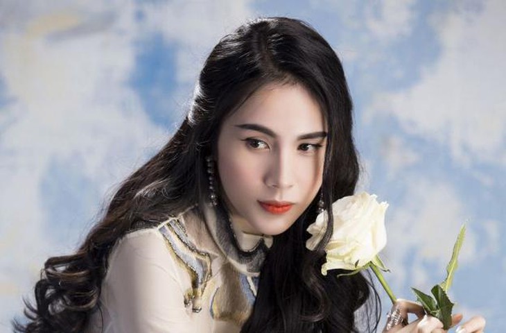 Thủy Tiên 1
