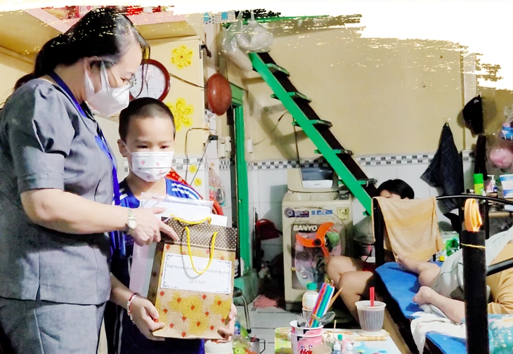 TP HCM: Thăng trầm gánh nặng mưu sinh - Ảnh 2.