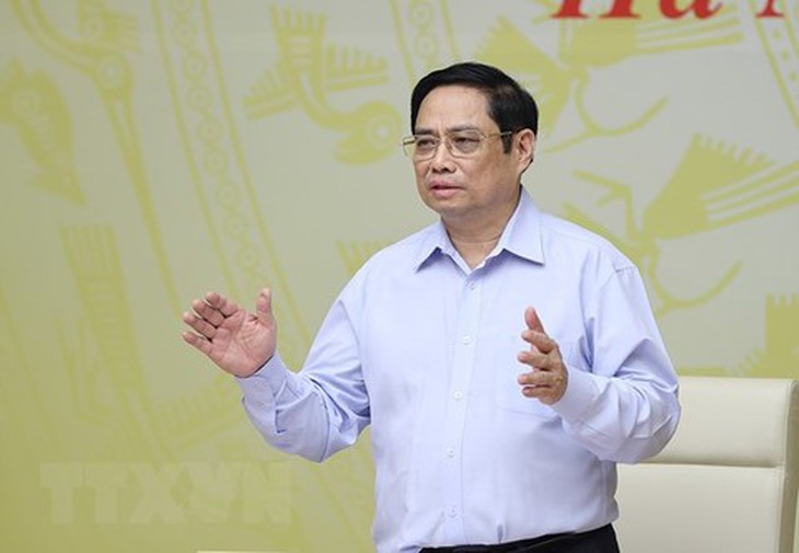 Thủ tướng: Cần tìm giải pháp vừa chống dịch, vừa phát triển kinh tế - Ảnh 1.