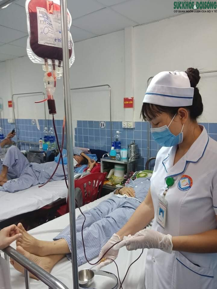 Những người đi "cho máu" giữa mùa dịch - Ảnh 2.