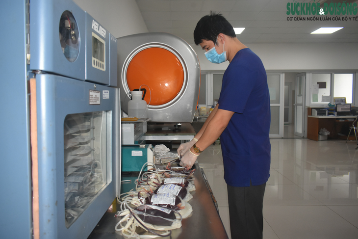 Những người đi "cho máu" giữa mùa dịch - Ảnh 4.