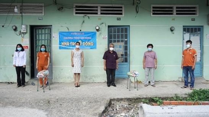 Nhà Bè: 38 nhà trọ miễn phí tiền thuê cho người khó khăn bởi COVID-19 - Ảnh 2.