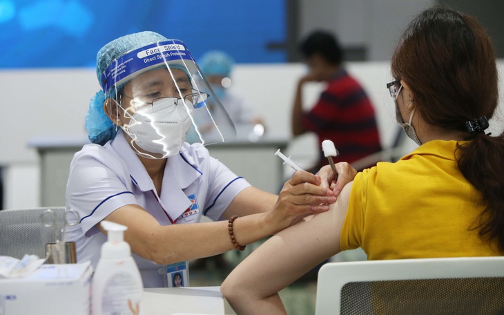 TP.HCM tiếp tục triển khai tiêm vaccine Pfizer cho người dân