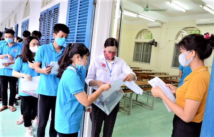 Tổ chức thi tốt nghiệp THPT năm 2022 theo phương án nào? - Ảnh 2. Tổ chức thi tốt nghiệp THPT năm 2022 theo phương án nào? - Ảnh 2.