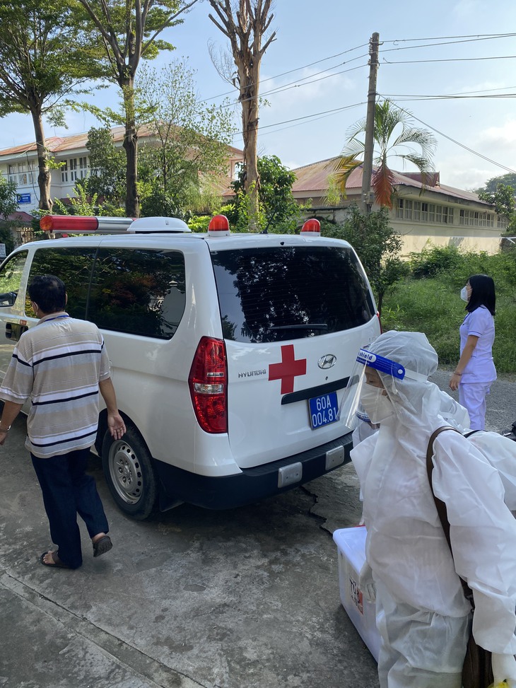 Thêm lá chắn trước dịch COVID-19 ở nơi điều trị hàng ngàn người tâm thần  - Ảnh 2.