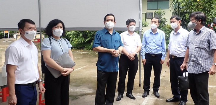Chống dịch COVID-19 ở nơi điều trị "kiêm" tạm giam - Ảnh 2. Chống dịch COVID-19 ở nơi điều trị "kiêm" tạm giam - Ảnh 2.