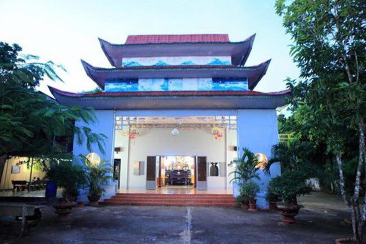 Các con nuôi của Phi Nhung sống trong căn nhà chung được cô xây dựng.