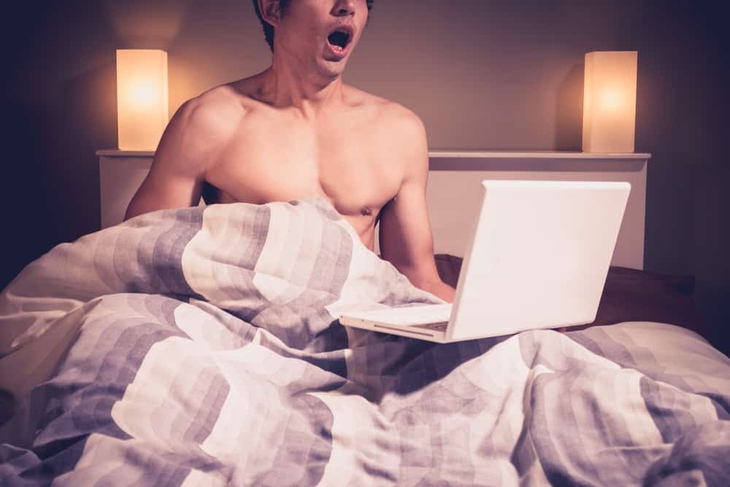 Có nên giải quyết nhu cầu yêu trong thời giãn cách xã hội bằng cách thủ dâm? - Ảnh 4.