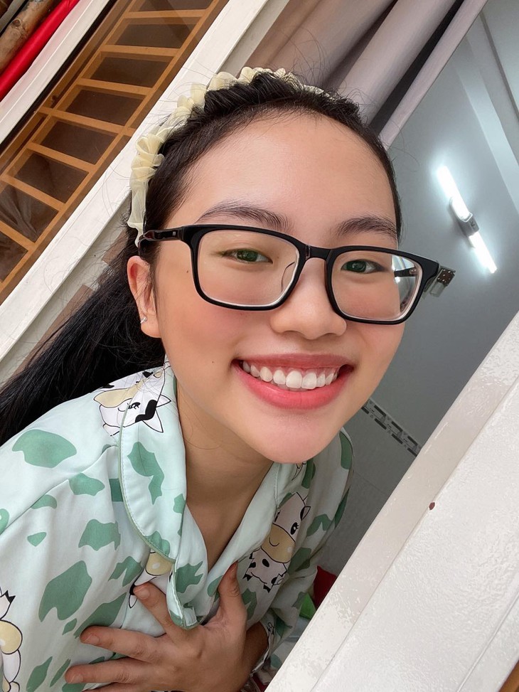 Phương Mỹ Chi cùng gia đình mắc COVID-19, kết quả ra sao? - Ảnh 8. Phương Mỹ Chi cùng gia đình mắc COVID-19, kết quả ra sao? - Ảnh 8.