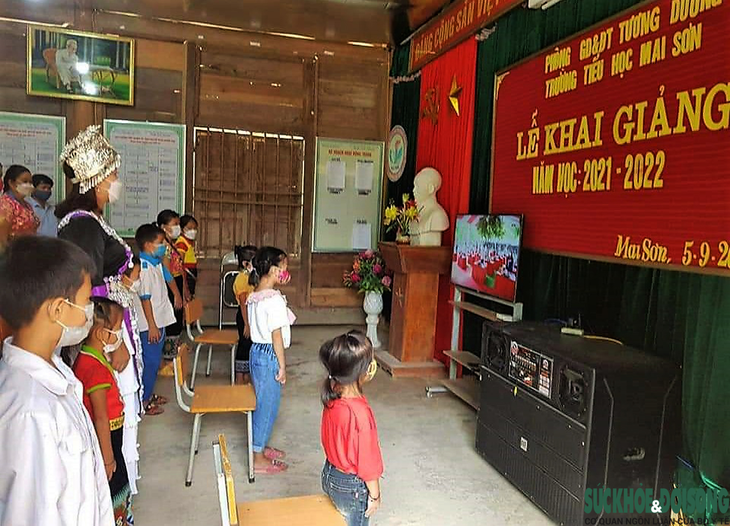 Nghệ An tổ chức Lễ khai giảng năm học mới trong bối cảnh đặc biệt - Ảnh 2.