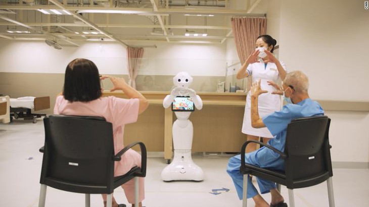 Robot Grace 2