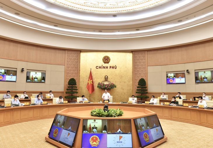 Thủ tướng yêu cầu sớm kiểm soát dịch bệnh, xây dựng kế hoạch phục hồi kinh tế - Ảnh 3.