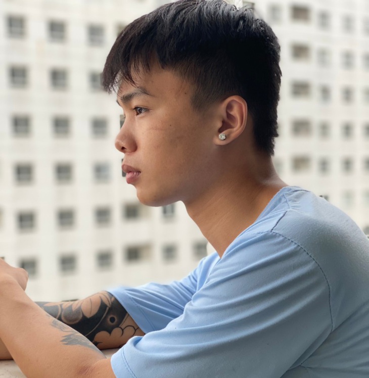 Chuyện những F0 âm tính ở lại chăm bẵm bệnh nhân nặng nơi tâm dịch - Ảnh 5. Chuyện những F0 âm tính ở lại chăm bẵm bệnh nhân nặng nơi tâm dịch - Ảnh 5.