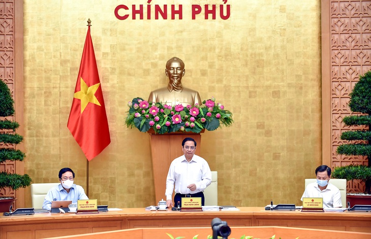 Thủ tướng Chính phủ: "Quyết tâm phấn đấu kiểm soát dịch bệnh trong tháng 9" - Ảnh 4.