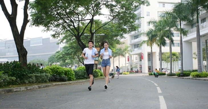 Chạy bộ để khỏe dễ hay khó? - Ảnh 1. Chạy bộ để khỏe dễ hay khó? - Ảnh 1.