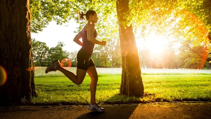 Chạy bộ để khỏe dễ hay khó? - Ảnh 4. Chạy bộ để khỏe dễ hay khó? - Ảnh 4.