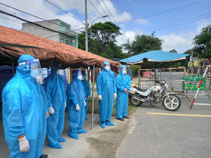Mở rộng vùng xanh, chăm sóc và điều trị tốt cho ca nhiễm COVID-19 ở TP.HCM - Ảnh 5. Mở rộng vùng xanh, chăm sóc và điều trị tốt cho ca nhiễm COVID-19 ở TP.HCM - Ảnh 5.