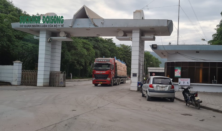 Tổng cục Đường bộ Việt Nam đề nghị ngăn chặn tình trạng xe chở xi măng quá tải "lộng hành" ở Hà Nam - Ảnh 2. Tổng cục Đường bộ Việt Nam đề nghị ngăn chặn tình trạng xe chở xi măng quá tải "lộng hành" ở Hà Nam - Ảnh 2.