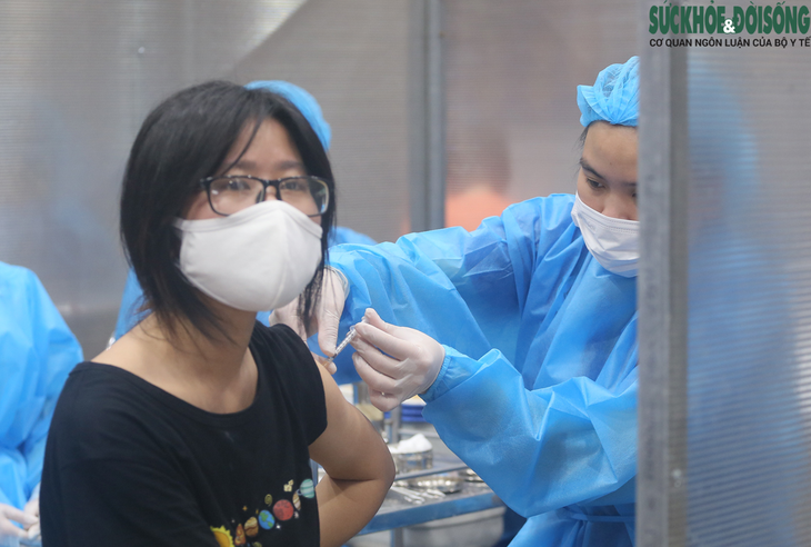 Trưa 3/10: Cả nước tiêm gần 45,2 triệu liều vaccine COVID-19; Quảng Bình, Bến Tre thêm các ca F0 - Ảnh 1. Trưa 3/10: Cả nước tiêm gần 45,2 triệu liều vaccine COVID-19; Quảng Bình, Bến Tre thêm các ca F0 - Ảnh 1.