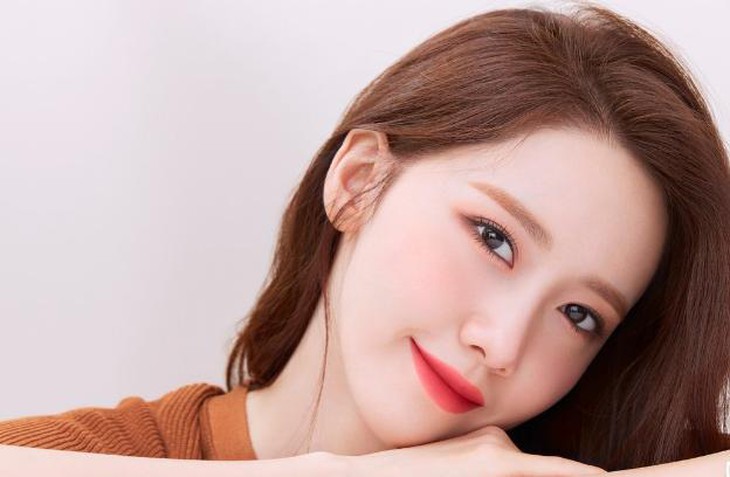 Yoona 1