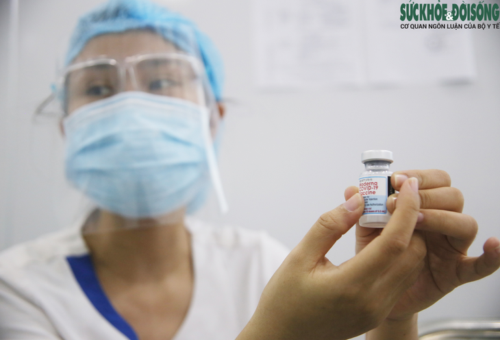 Hà Nội: Ứng trực 24/24/7 để tập trung cao độ cho công tác xét nghiệm, tiêm vaccine - Ảnh 2. Hà Nội: Ứng trực 24/24/7 để tập trung cao độ cho công tác xét nghiệm, tiêm vaccine - Ảnh 2.