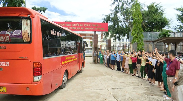Sơn La triển khai chiến dịch xét nghiệm diện rộng để “truy tìm COVID-19” - Ảnh 2. Sơn La triển khai chiến dịch xét nghiệm diện rộng để “truy tìm COVID-19” - Ảnh 2.