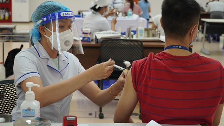 Giữ “cân bằng” cho cơ sở sản xuất trong “bão dịch” - Ảnh 3.