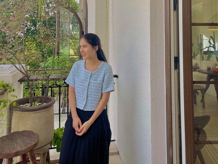 Bà xã tiền vệ Đỗ Hùng Dũng: Từ mối tình đầu đến làm "mẹ bỉm sữa" vẫn nét đằm thắm chuẩn gái Tuyên Quang - Ảnh 11.