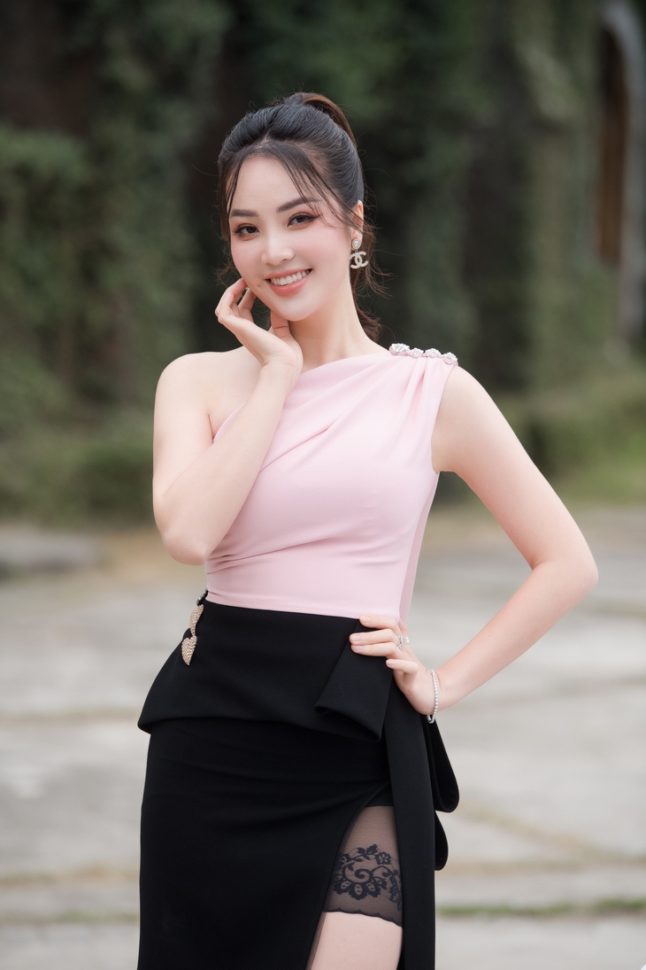 Vóc dáng, làn da của Á hậu Thụy Vân "lột xác" sau 14 năm thi Hoa hậu Việt Nam nhờ chế độ ăn đặc biệt - Ảnh 8.