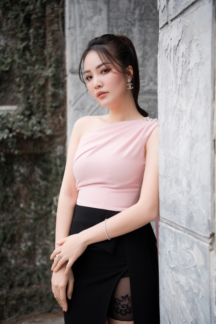 Vóc dáng, làn da của Á hậu Thụy Vân "lột xác" sau 14 năm thi Hoa hậu Việt Nam nhờ chế độ ăn đặc biệt - Ảnh 10.