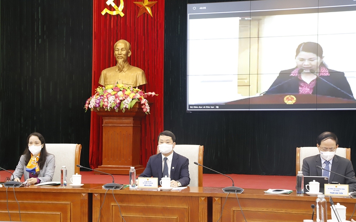 Chính sách cấp một số ấn phẩm báo, tạp chí cho vùng DTTS và miền núi, vùng đặc biệt khó khăn Cung cấp những gì người dân cần, lấy đồng bào dân tộc thiểu số làm chủ thể - Ảnh 1.