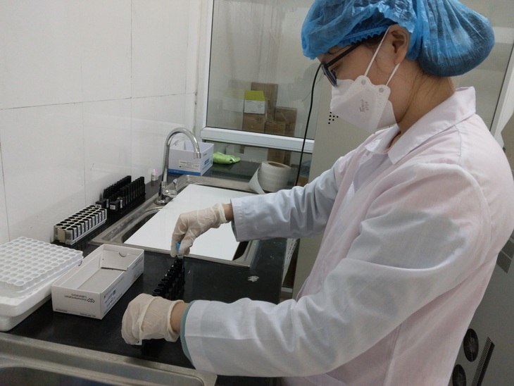 Hà Nam phát hiện hơn 1.200 ca dương tính thông qua sàng lọc y tế - Ảnh 2. Hà Nam phát hiện hơn 1.200 ca dương tính thông qua sàng lọc y tế - Ảnh 2.