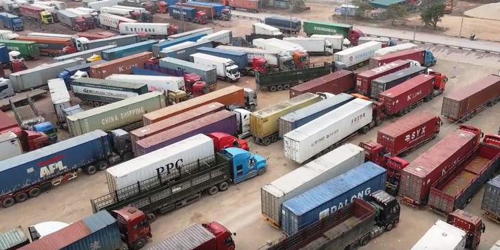 Quảng Ninh: Phát hiện trường hợp nghi nhiễm COVID-19, việc thông quan điểm cầu phao tạm Km3+4 tạm dừng - Ảnh 1. Quảng Ninh: Phát hiện trường hợp nghi nhiễm COVID-19, việc thông quan điểm cầu phao tạm Km3+4 tạm dừng - Ảnh 1.