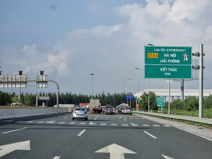 Hải Phòng đã hạ cấp độ dịch, chỉ còn 6 địa bàn trong vùng đỏ - Ảnh 1. Hải Phòng đã hạ cấp độ dịch, chỉ còn 6 địa bàn trong vùng đỏ - Ảnh 1.