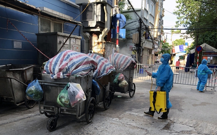 Khó khăn xử lý rác thải y tế trong dịch - Ảnh 2.