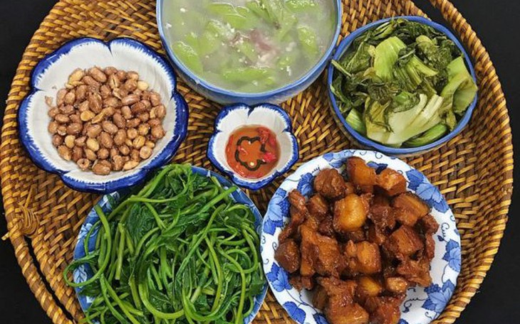 Thừa cân, béo phì khi làm việc, học online ở nhà thời COVID-19 - cách nào để phòng tránh?