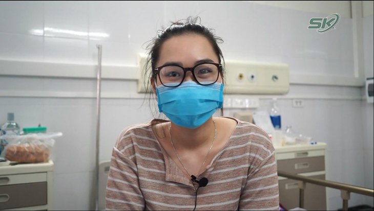 Chuyện những người con xin vào bệnh viện chăm F0 chỉ để… cho y bác sĩ bớt vất vả - Ảnh 5. Chuyện những người con xin vào bệnh viện chăm F0 chỉ để… cho y bác sĩ bớt vất vả - Ảnh 5.