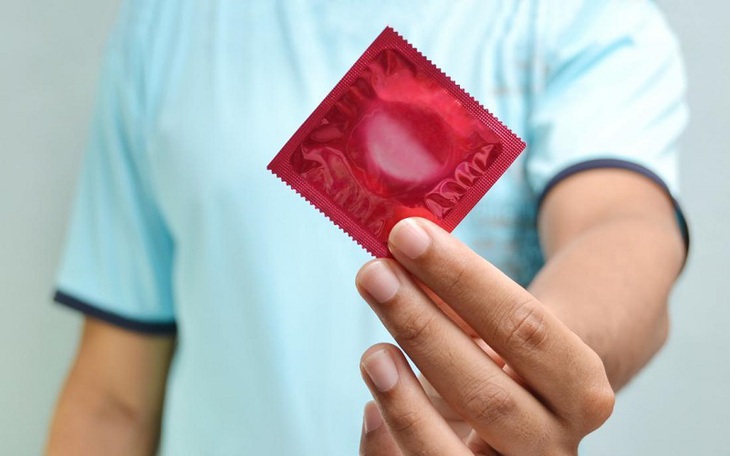 Vì sao sử dụng bao cao su khi làm "chuyện ấy" mà vẫn có thai?