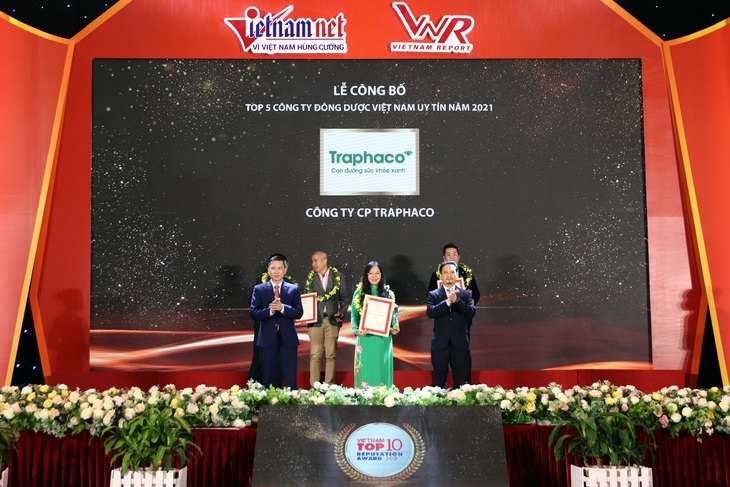 Traphaco lần thứ 2 liên tiếp lọt top Công ty Đông dược uy tín ngành Dược Việt Nam - Ảnh 1. Traphaco lần thứ 2 liên tiếp lọt top Công ty Đông dược uy tín ngành Dược Việt Nam - Ảnh 1.