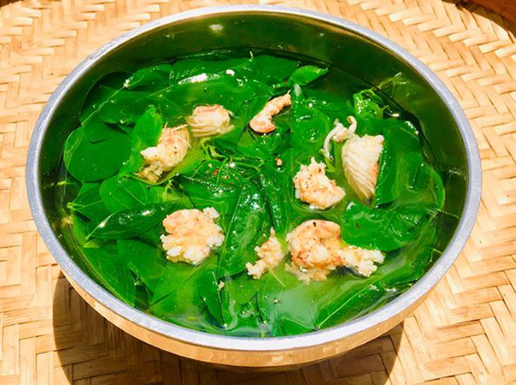 Rau ngót – món ăn ngon, vị thuốc quý - Ảnh 2.