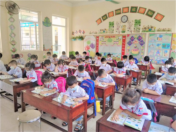 Năm 2021, gần 20 triệu học sinh tạm dừng đến trường; trên 70.000 sinh viên không thể ra trường đúng hạn - Ảnh 2.
