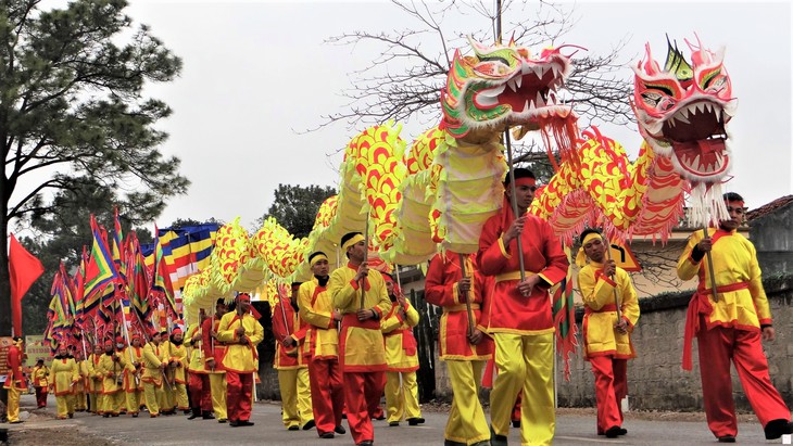 Nhiều địa phương trên cả nước tạm dừng các lễ hội vào dịp Tết để đảm bảo an toàn - Ảnh 2.