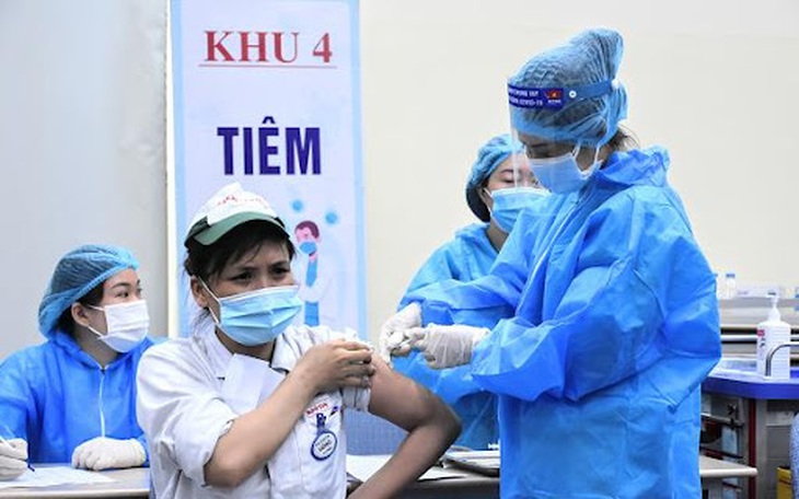 Chiều 2/1: Đã phân bổ 176,8 triệu liều vaccine phòng COVID-19; cả nước tiêm hơn 152,8 triệu liều