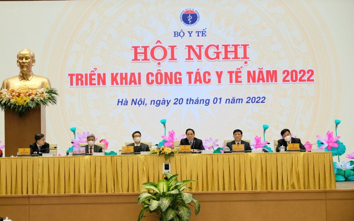 Tập trung thần tốc hơn nữa trong tiêm vaccine phòng COVID-19 để có cơ sở mở cửa an toàn