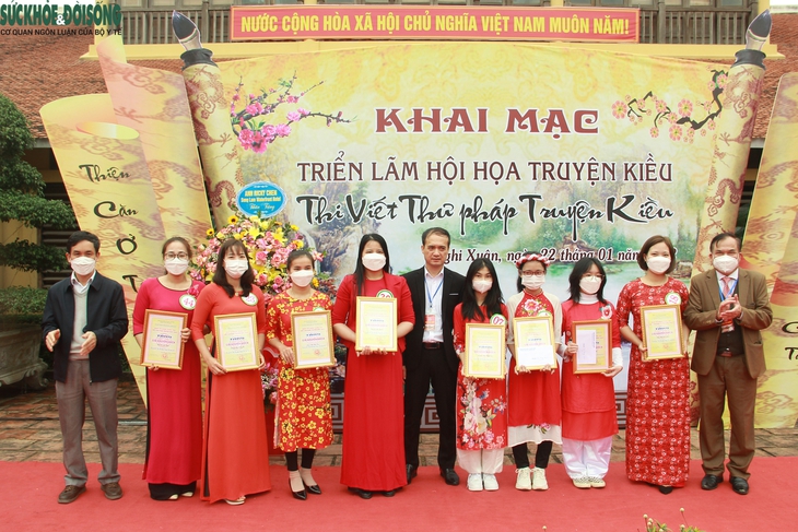 Khai mạc triển lãm "Hội họa Truyện Kiều" - Ảnh 22.