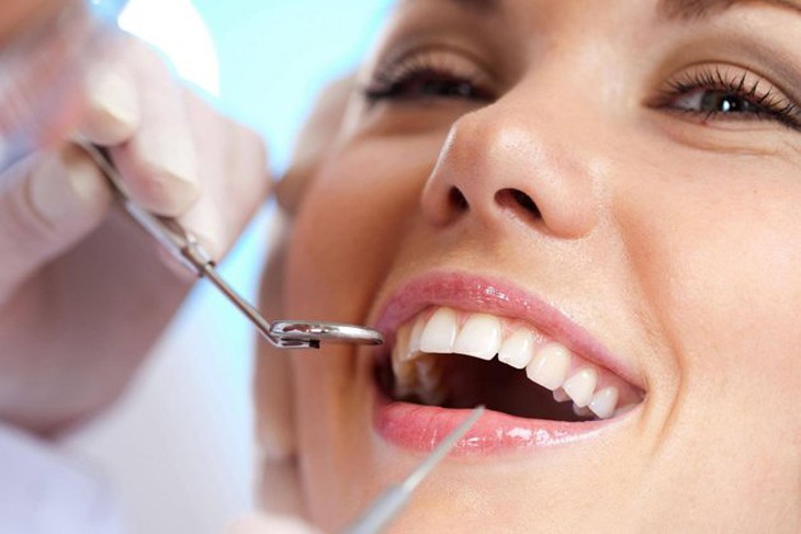 Trắng răng, thơm miệng: Các biện pháp giúp bạn tự tin ngày Tết - Ảnh 5.