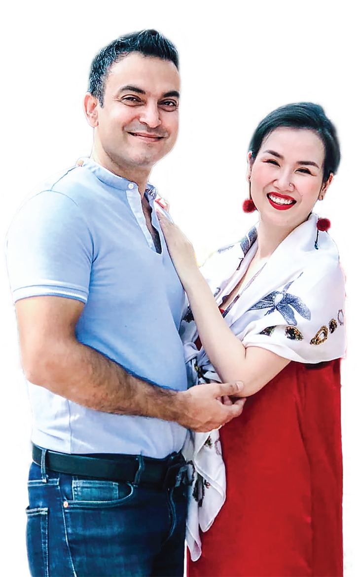 Vợ chồng ca sĩ Võ Hạ Trâm.